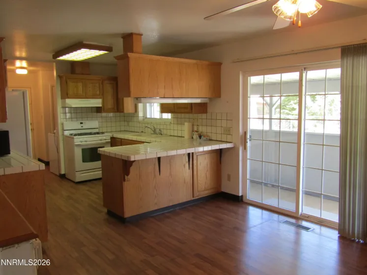 710 Oregon, Yerington, Nevada 89447, 3 Bedrooms Bedrooms, ,3 BathroomsBathrooms,Residential,Residential,Oregon,0,260009897