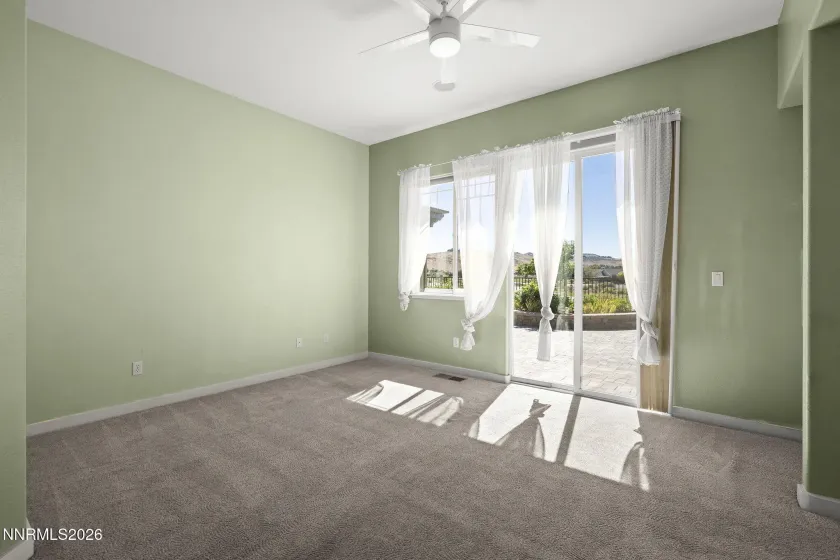 989 Turnberry, Sparks, Nevada 89436, 3 Bedrooms Bedrooms, ,3 BathroomsBathrooms,Residential,Residential,Turnberry,0,260009856