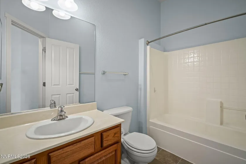 989 Turnberry, Sparks, Nevada 89436, 3 Bedrooms Bedrooms, ,3 BathroomsBathrooms,Residential,Residential,Turnberry,0,260009856