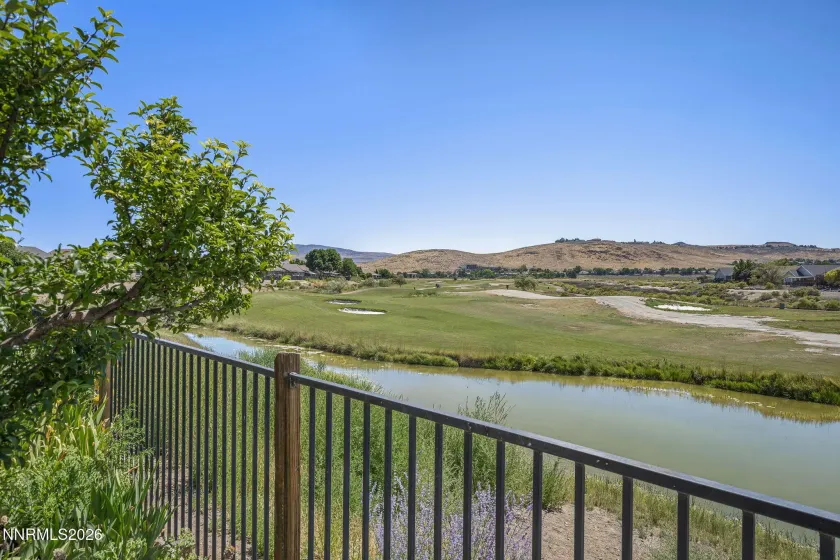 989 Turnberry, Sparks, Nevada 89436, 3 Bedrooms Bedrooms, ,3 BathroomsBathrooms,Residential,Residential,Turnberry,0,260009856