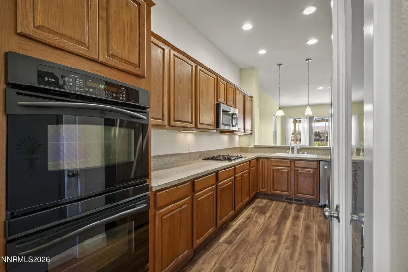 989 Turnberry, Sparks, Nevada 89436, 3 Bedrooms Bedrooms, ,3 BathroomsBathrooms,Residential,Residential,Turnberry,0,260009856