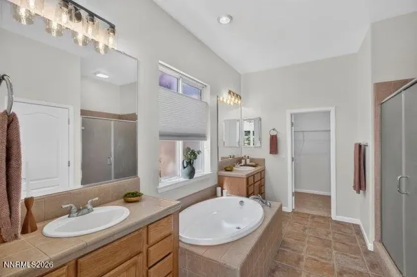 10780 Summer Glen, Reno, Nevada 89521, 5 Bedrooms Bedrooms, ,3 BathroomsBathrooms,Residential,Residential,Summer Glen,0,260009892