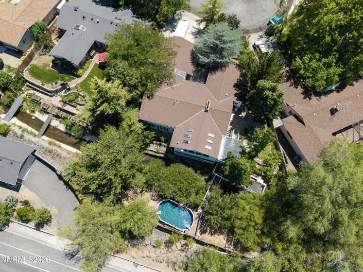 2035 Regent, Reno, Nevada 89509, 5 Bedrooms Bedrooms, ,5 BathroomsBathrooms,Residential,Residential,Regent,0,260009902