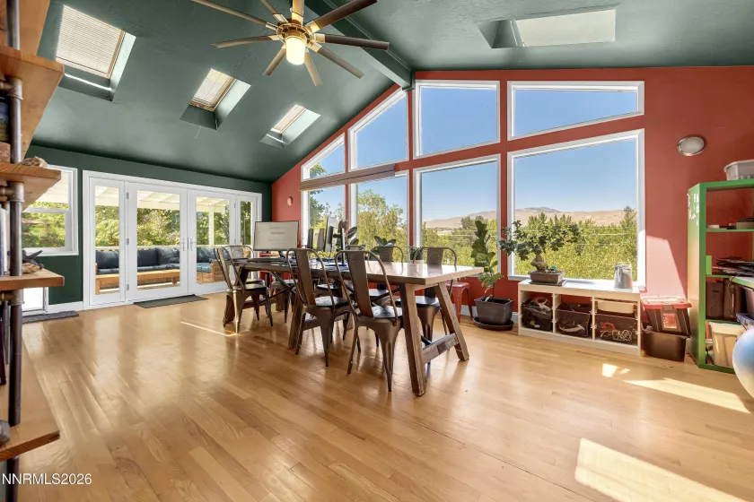 2035 Regent, Reno, Nevada 89509, 5 Bedrooms Bedrooms, ,5 BathroomsBathrooms,Residential,Residential,Regent,0,260009902