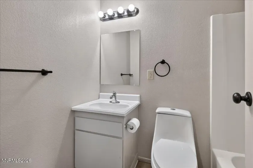 2360 Airport, Carson City, Nevada 89706, 4 Bedrooms Bedrooms, ,2 BathroomsBathrooms,Residential,Residential,Airport,0,260009903