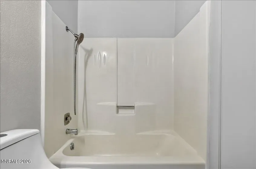 2360 Airport, Carson City, Nevada 89706, 4 Bedrooms Bedrooms, ,2 BathroomsBathrooms,Residential,Residential,Airport,0,260009903