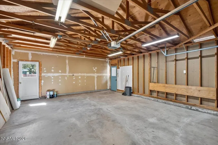 2360 Airport, Carson City, Nevada 89706, 4 Bedrooms Bedrooms, ,2 BathroomsBathrooms,Residential,Residential,Airport,0,260009903