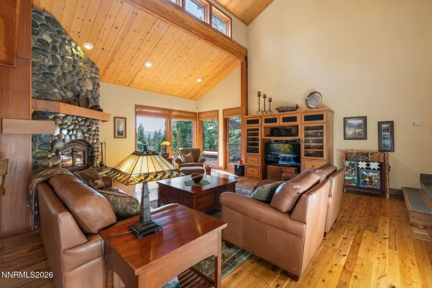 978 Dancing Bears, Portola, California 96122, 3 Bedrooms Bedrooms, ,3 BathroomsBathrooms,Residential,Residential,Dancing Bears,0,260009907