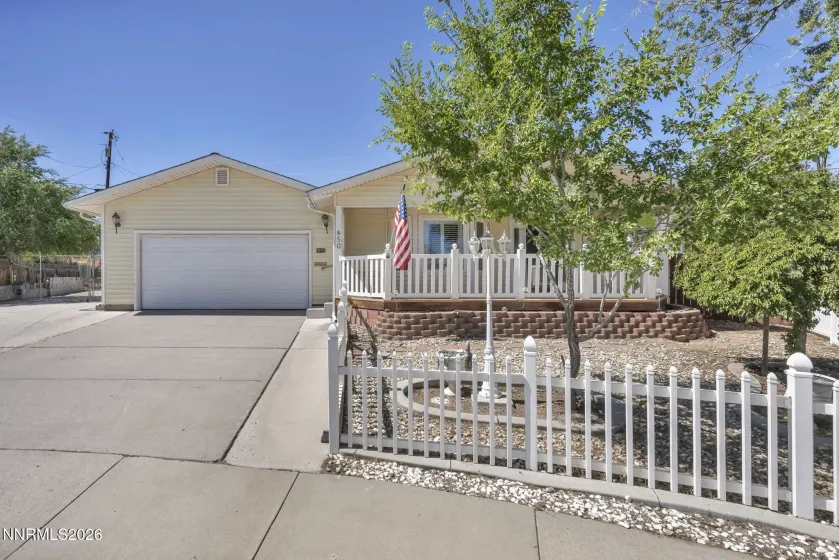 450 Mcclure, Sparks, Nevada 89431, 3 Bedrooms Bedrooms, ,2 BathroomsBathrooms,Residential,Residential,Mcclure,0,260009908