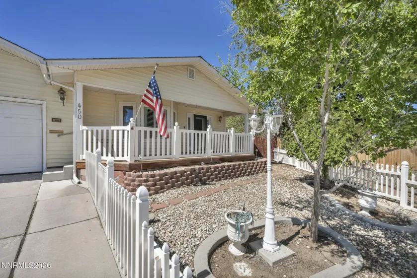 450 Mcclure, Sparks, Nevada 89431, 3 Bedrooms Bedrooms, ,2 BathroomsBathrooms,Residential,Residential,Mcclure,0,260009908