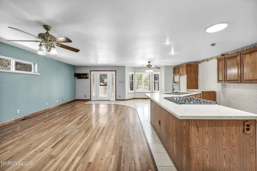 450 Mcclure, Sparks, Nevada 89431, 3 Bedrooms Bedrooms, ,2 BathroomsBathrooms,Residential,Residential,Mcclure,0,260009908