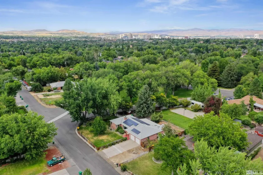 1800 Benjamin Franklin, Reno, Nevada 89509, 4 Bedrooms Bedrooms, ,4 BathroomsBathrooms,Residential,Residential,Benjamin Franklin,0,260009910