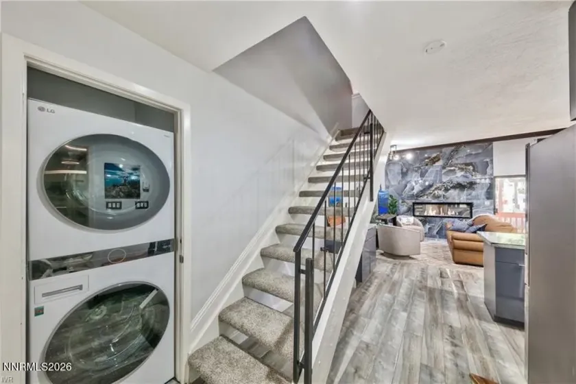807 Alder, Incline Village, Nevada 89451, 3 Bedrooms Bedrooms, ,3 BathroomsBathrooms,Residential,Residential,Alder,0,260009913