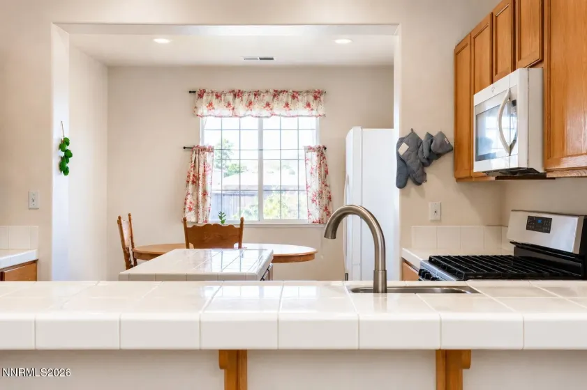 1737 Autumn Glen, Fernley, Nevada 89408, 3 Bedrooms Bedrooms, ,2 BathroomsBathrooms,Residential,Residential,Autumn Glen,0,260009915