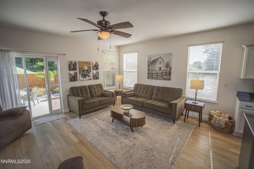 578 Carson Pass, Sparks, Nevada 89436, 3 Bedrooms Bedrooms, ,3 BathroomsBathrooms,Residential,Residential,Carson Pass,0,260009916
