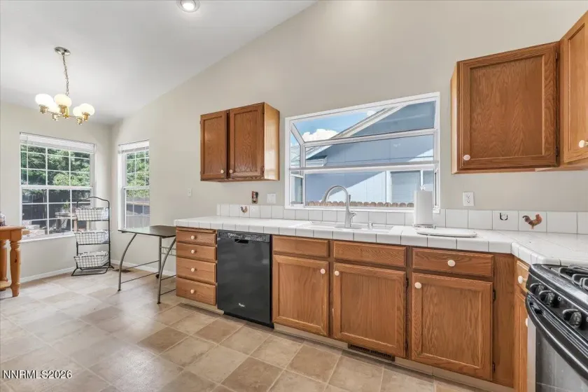 966 Bernice, Sparks, Nevada 89436, 4 Bedrooms Bedrooms, ,2 BathroomsBathrooms,Residential,Residential,Bernice,0,260009917