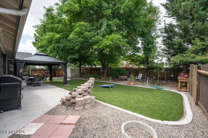 966 Bernice, Sparks, Nevada 89436, 4 Bedrooms Bedrooms, ,2 BathroomsBathrooms,Residential,Residential,Bernice,0,260009917