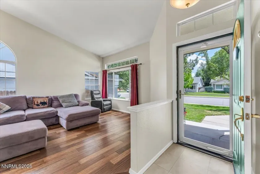 966 Bernice, Sparks, Nevada 89436, 4 Bedrooms Bedrooms, ,2 BathroomsBathrooms,Residential,Residential,Bernice,0,260009917