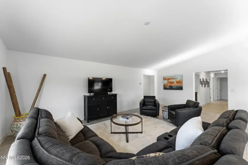 7155 Quill, Reno, Nevada 89506, 4 Bedrooms Bedrooms, ,3 BathroomsBathrooms,Residential,Residential,Quill,0,260009921
