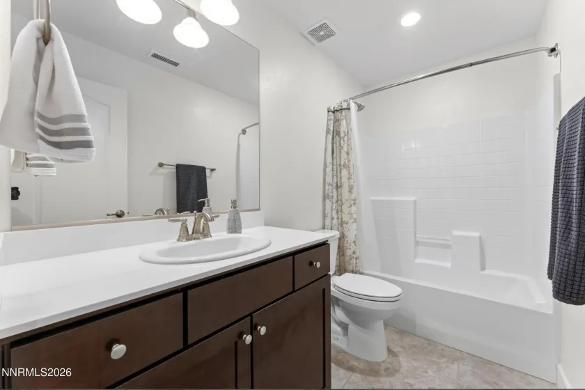 7155 Quill, Reno, Nevada 89506, 4 Bedrooms Bedrooms, ,3 BathroomsBathrooms,Residential,Residential,Quill,0,260009921