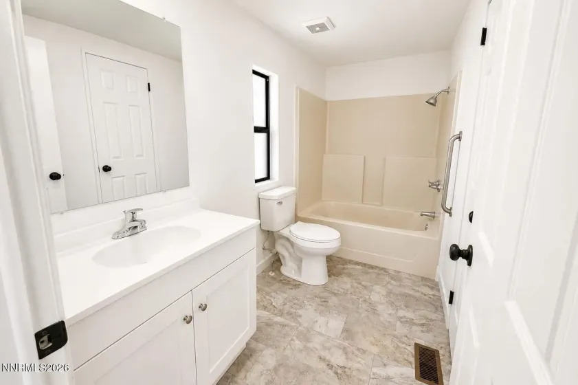1066 Green Valley, Fernley, Nevada 89408, 3 Bedrooms Bedrooms, ,2 BathroomsBathrooms,Residential,Residential,Green Valley,0,260009922