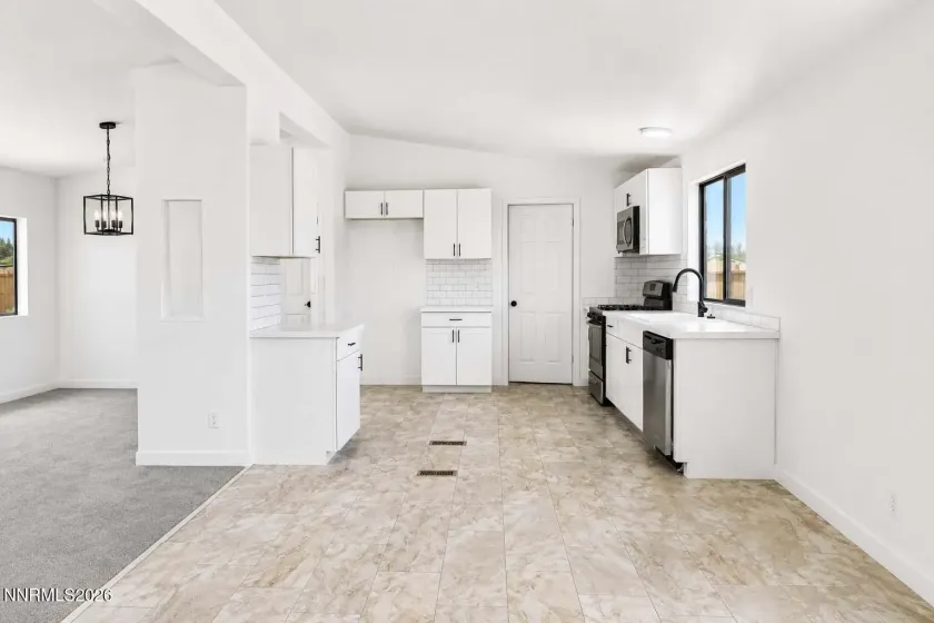 1066 Green Valley, Fernley, Nevada 89408, 3 Bedrooms Bedrooms, ,2 BathroomsBathrooms,Residential,Residential,Green Valley,0,260009922