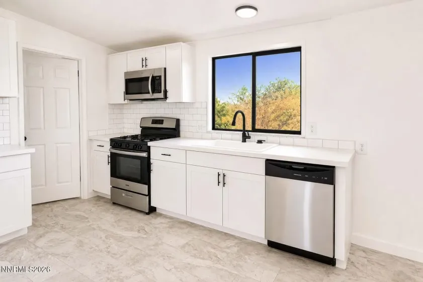 1066 Green Valley, Fernley, Nevada 89408, 3 Bedrooms Bedrooms, ,2 BathroomsBathrooms,Residential,Residential,Green Valley,0,260009922