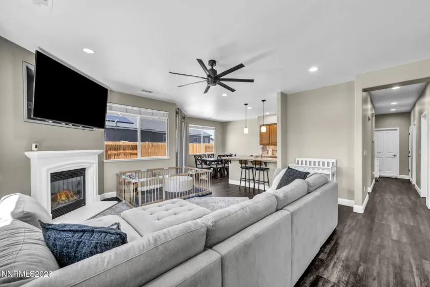 1430 Slate, Fernley, Nevada 89408, 2 Bedrooms Bedrooms, ,2 BathroomsBathrooms,Residential,Residential,Slate,0,260009923