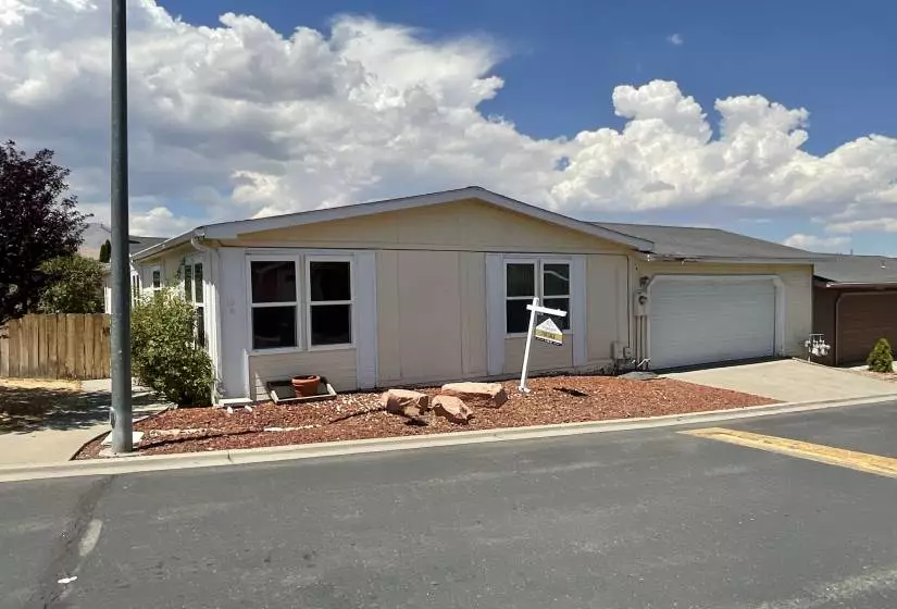 19 Carrington Way, Reno, Nevada 89506, 3 Bedrooms Bedrooms, 11 Rooms Rooms,2 BathroomsBathrooms,Manufactured,Residential,Carrington,220011644