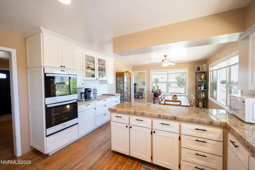 105 Artist View, Smith Valley, Nevada 89444, 3 Bedrooms Bedrooms, ,2 BathroomsBathrooms,Residential,Residential,Artist View,0,260009925