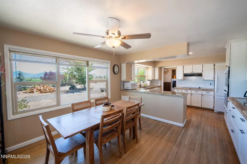 105 Artist View, Smith Valley, Nevada 89444, 3 Bedrooms Bedrooms, ,2 BathroomsBathrooms,Residential,Residential,Artist View,0,260009925