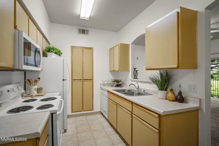 6850 Sharlands, Reno, Nevada 89523, 2 Bedrooms Bedrooms, ,2 BathroomsBathrooms,Residential,Residential,Sharlands,0,260009931