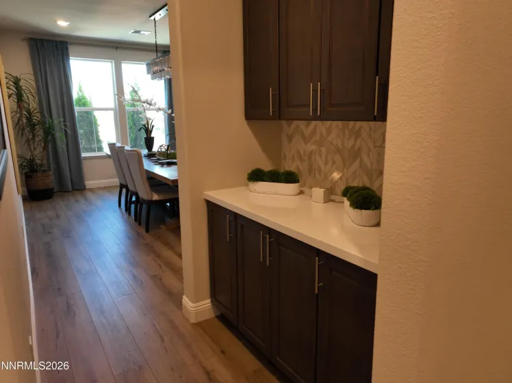 372 Malabra, Sparks, Nevada 89441, 4 Bedrooms Bedrooms, ,4 BathroomsBathrooms,Residential,Residential,Malabra,0,260009932