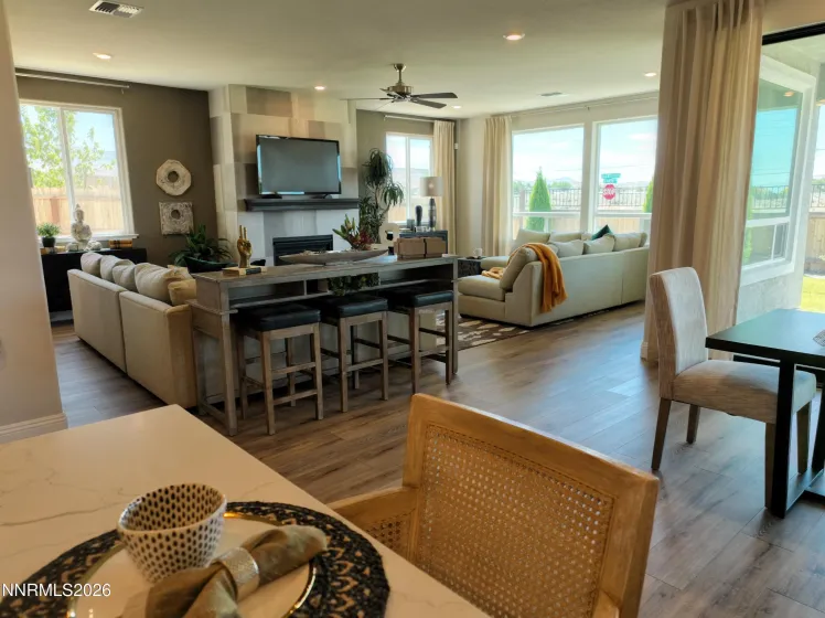 372 Malabra, Sparks, Nevada 89441, 4 Bedrooms Bedrooms, ,4 BathroomsBathrooms,Residential,Residential,Malabra,0,260009932