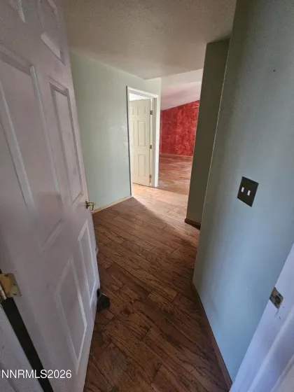 7650 Hillview, Reno, Nevada 89506, 5 Bedrooms Bedrooms, ,4 BathroomsBathrooms,Residential,Residential,Hillview,0,260009936
