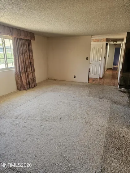 7650 Hillview, Reno, Nevada 89506, 5 Bedrooms Bedrooms, ,4 BathroomsBathrooms,Residential,Residential,Hillview,0,260009936