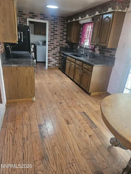 7650 Hillview, Reno, Nevada 89506, 5 Bedrooms Bedrooms, ,4 BathroomsBathrooms,Residential,Residential,Hillview,0,260009936