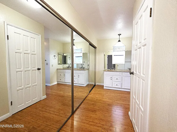 437 Octavia, Reno, Nevada 89509, 3 Bedrooms Bedrooms, ,3 BathroomsBathrooms,Residential,Residential,Octavia,0,260009945