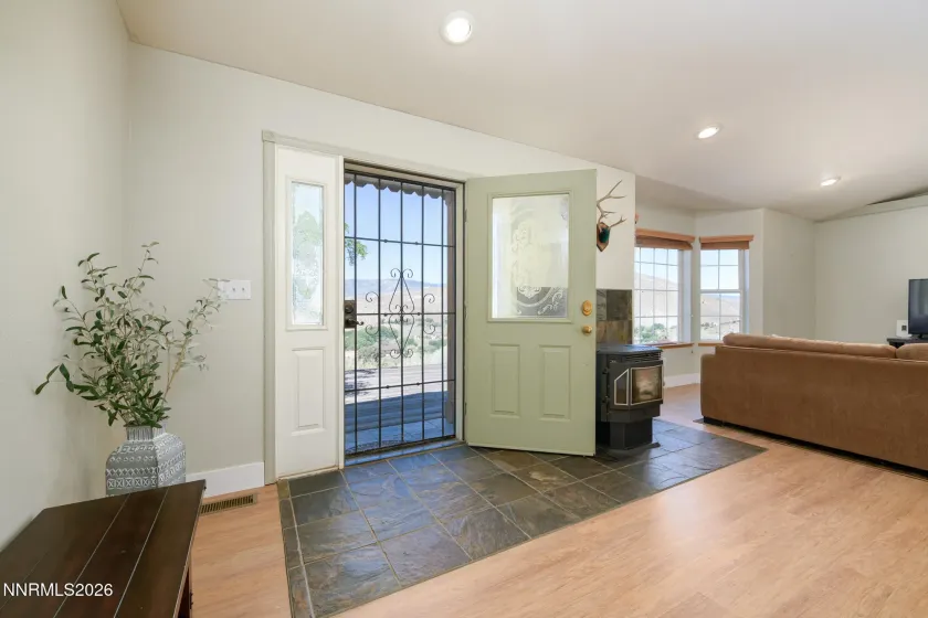 6367 Rio Vista, Carson City, Nevada 89701, 3 Bedrooms Bedrooms, ,3 BathroomsBathrooms,Residential,Residential,Rio Vista,0,260009954