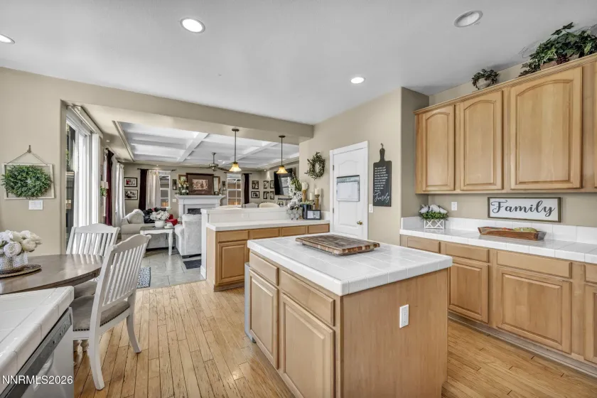 3155 Cobrita, Sparks, Nevada 89436, 4 Bedrooms Bedrooms, ,3 BathroomsBathrooms,Residential,Residential,Cobrita,0,260009957