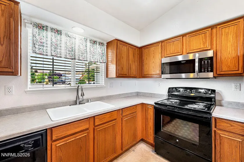 1660 Billow, Sparks, Nevada 89441, 3 Bedrooms Bedrooms, ,2 BathroomsBathrooms,Residential,Residential,Billow,0,260009959