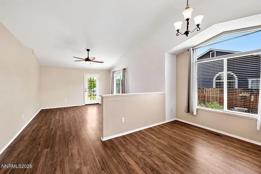 1660 Billow, Sparks, Nevada 89441, 3 Bedrooms Bedrooms, ,2 BathroomsBathrooms,Residential,Residential,Billow,0,260009959
