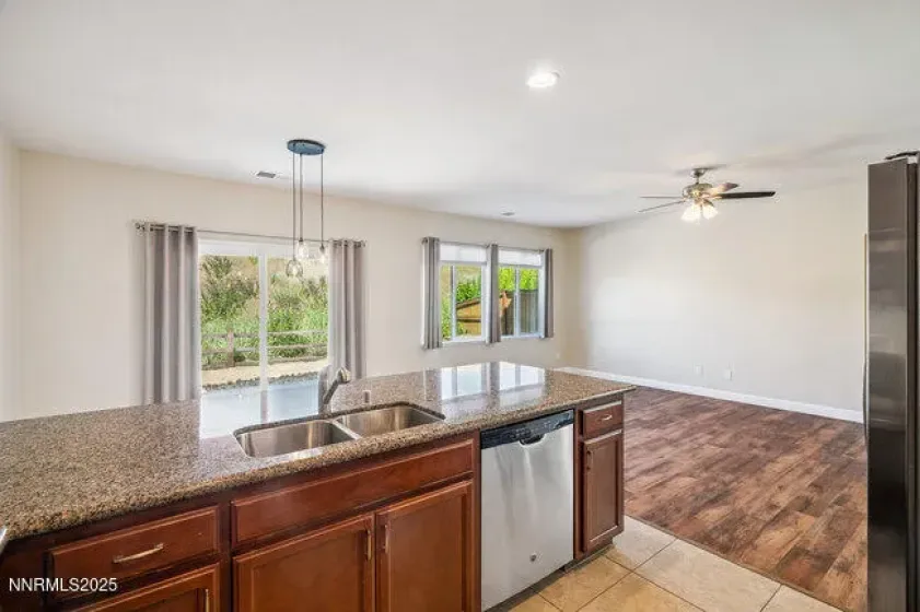 1825 Star Bright, Reno, Nevada 89523, 3 Bedrooms Bedrooms, ,3 BathroomsBathrooms,Residential,Residential,Star Bright,0,260006952