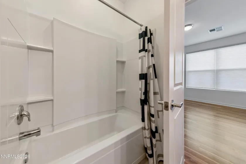 4880 Ciarra Kennedy, Reno, Nevada 89503, 2 Bedrooms Bedrooms, ,3 BathroomsBathrooms,Residential,Residential,Ciarra Kennedy,0,260009960