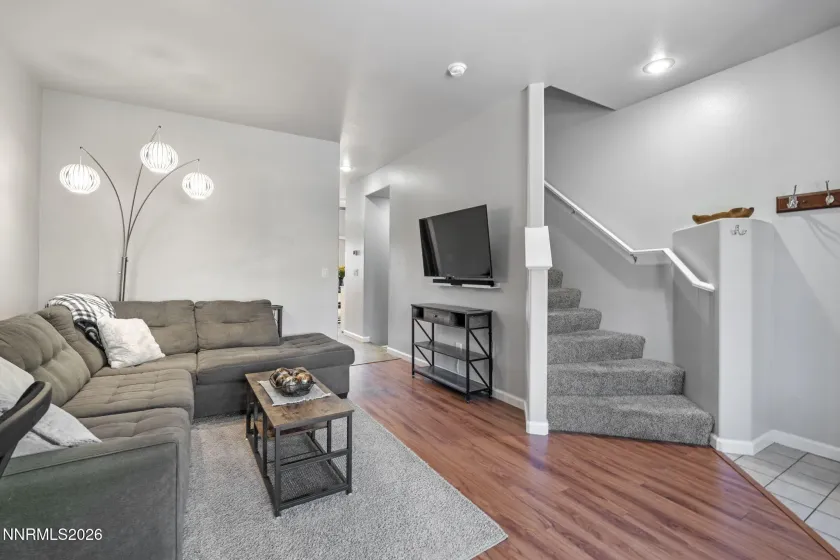 350 Dawson Jacob, Reno, Nevada 89503, 2 Bedrooms Bedrooms, ,3 BathroomsBathrooms,Residential,Residential,Dawson Jacob,0,260009974