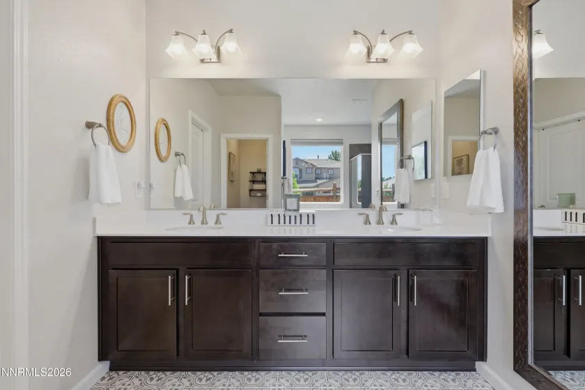 7230 Treeline, Sparks, Nevada 89436, 3 Bedrooms Bedrooms, ,2 BathroomsBathrooms,Residential,Residential,Treeline,0,260009975