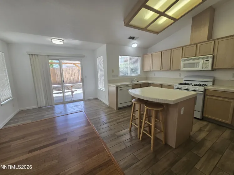 9676 Northrup, Reno, Nevada 89521, 3 Bedrooms Bedrooms, ,2 BathroomsBathrooms,Residential,Residential,Northrup,0,260009977