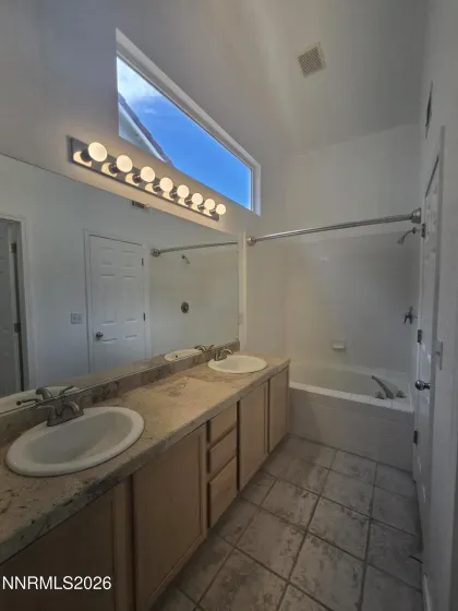 9676 Northrup, Reno, Nevada 89521, 3 Bedrooms Bedrooms, ,2 BathroomsBathrooms,Residential,Residential,Northrup,0,260009977