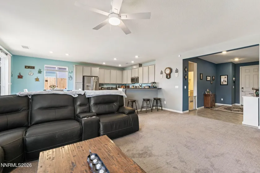 731 Roberts Creek Drive, Dayton, Nevada 89403, 4 Bedrooms Bedrooms, ,2 BathroomsBathrooms,Residential,Residential,Roberts Creek Drive,0,260009983