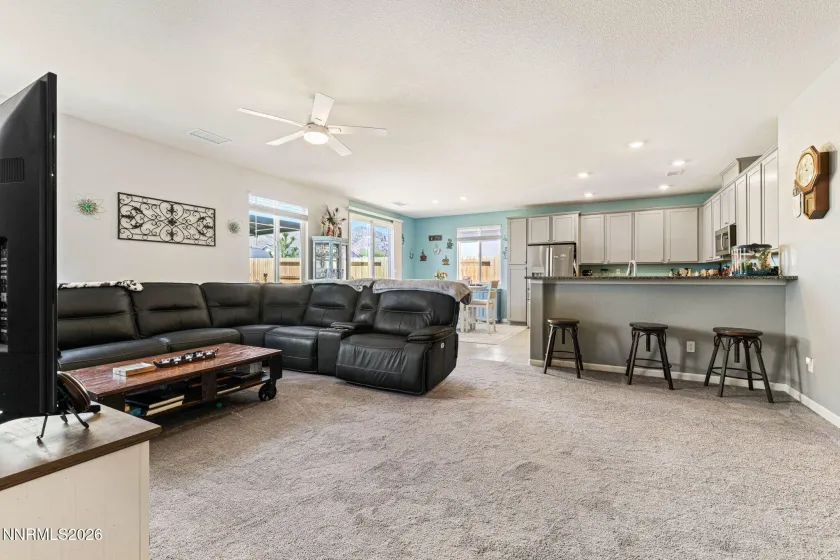 731 Roberts Creek Drive, Dayton, Nevada 89403, 4 Bedrooms Bedrooms, ,2 BathroomsBathrooms,Residential,Residential,Roberts Creek Drive,0,260009983